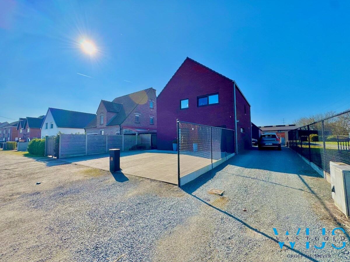 Recent woonhuis met LOODS te WIPPELGEM/ EVERGEM ! 