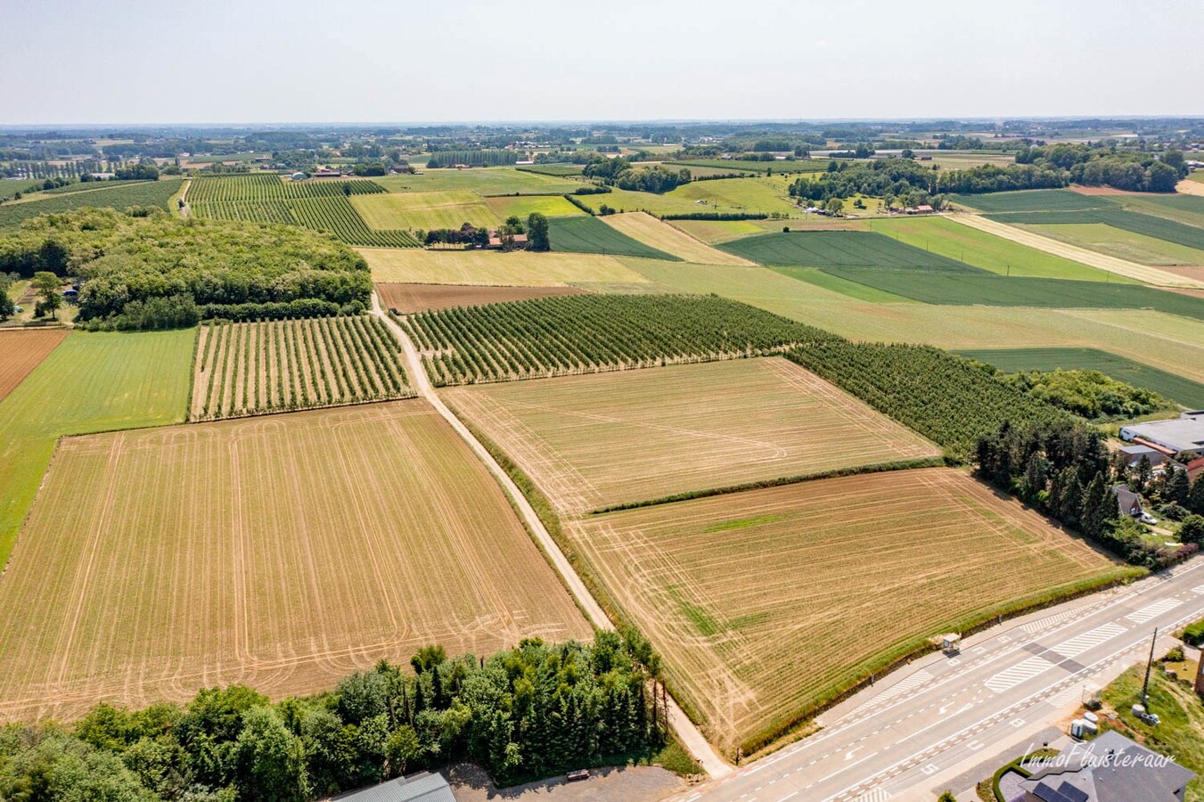 Landelijk gelegen te renoveren boerderij met bedrijfswoning op ca. 7,5ha te Tielt-Winge (Vlaams Brabant) 