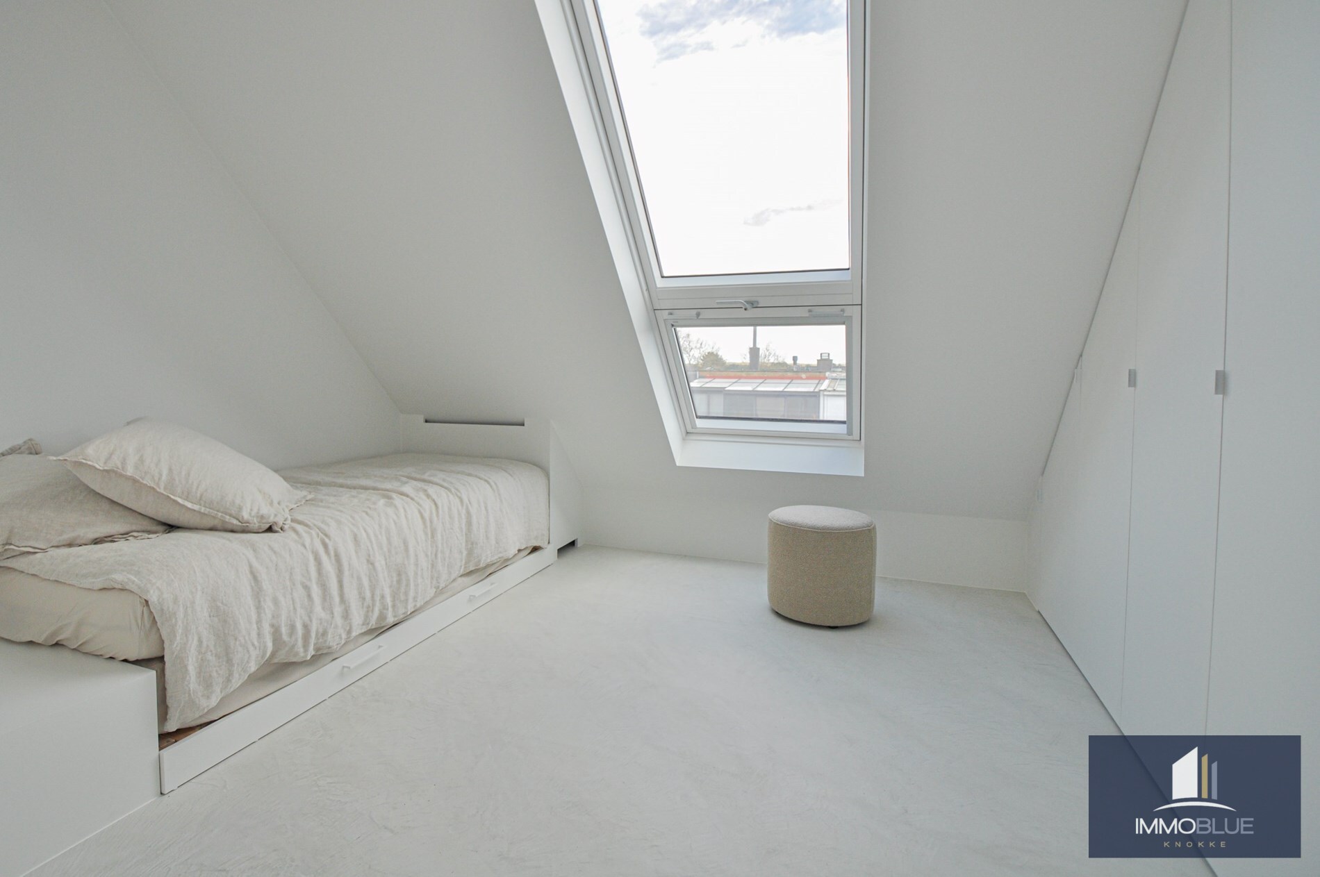 Volledig gerenoveerd appartement met een ruim zonneterras. 