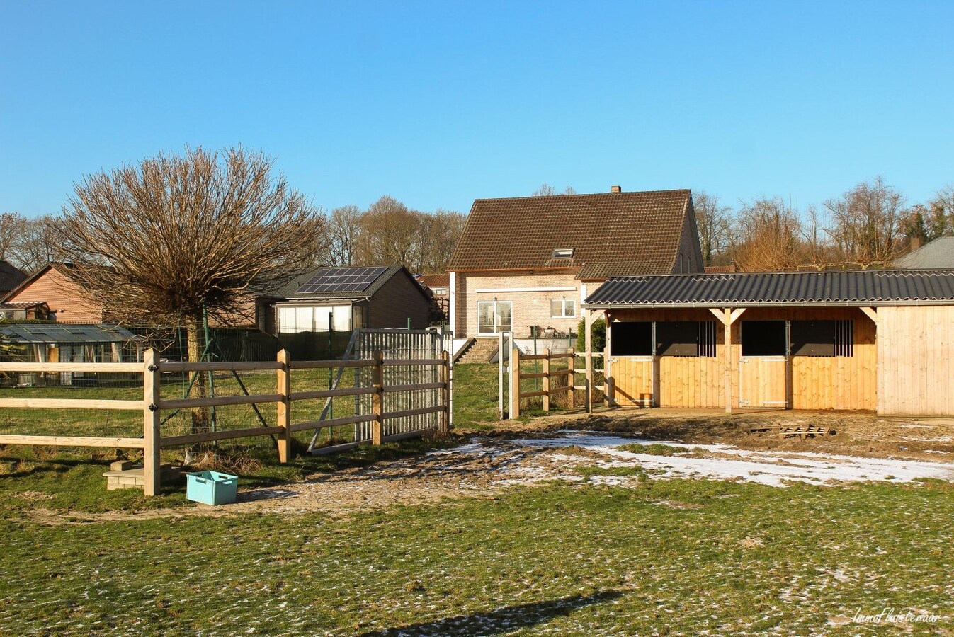 Grande maison d&#39;habitation sur environ 90 ares &#224; Maaseik 