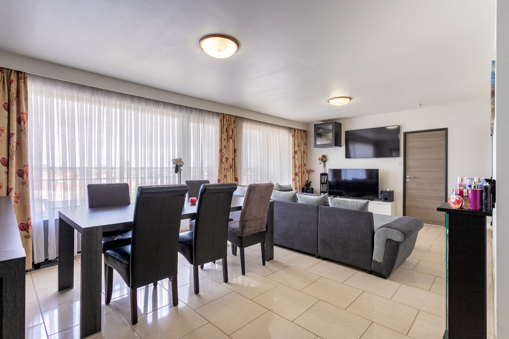 Appartement avec 1 chambre et terrasse &#224; Asse 