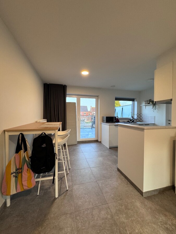 Duplex nieuwbouwappartement met 2 slaapkamers en groot terras te Torhout 