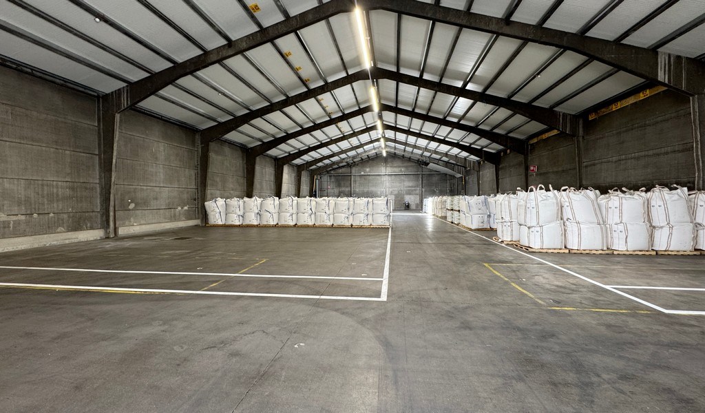 Magazijn te huur in Schomhoeve Logistic Center in haven Antwerpen