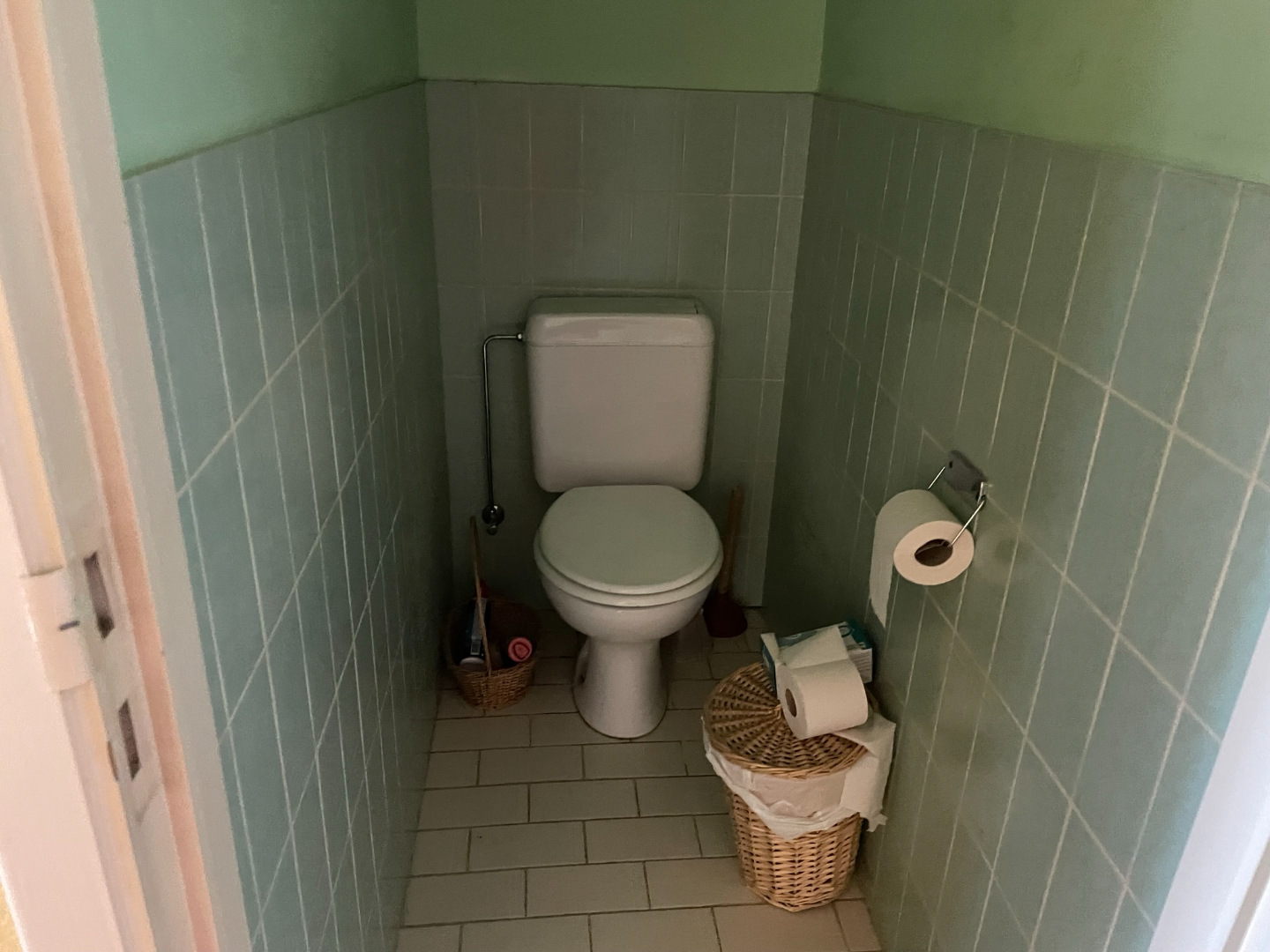 apart toilet boven 