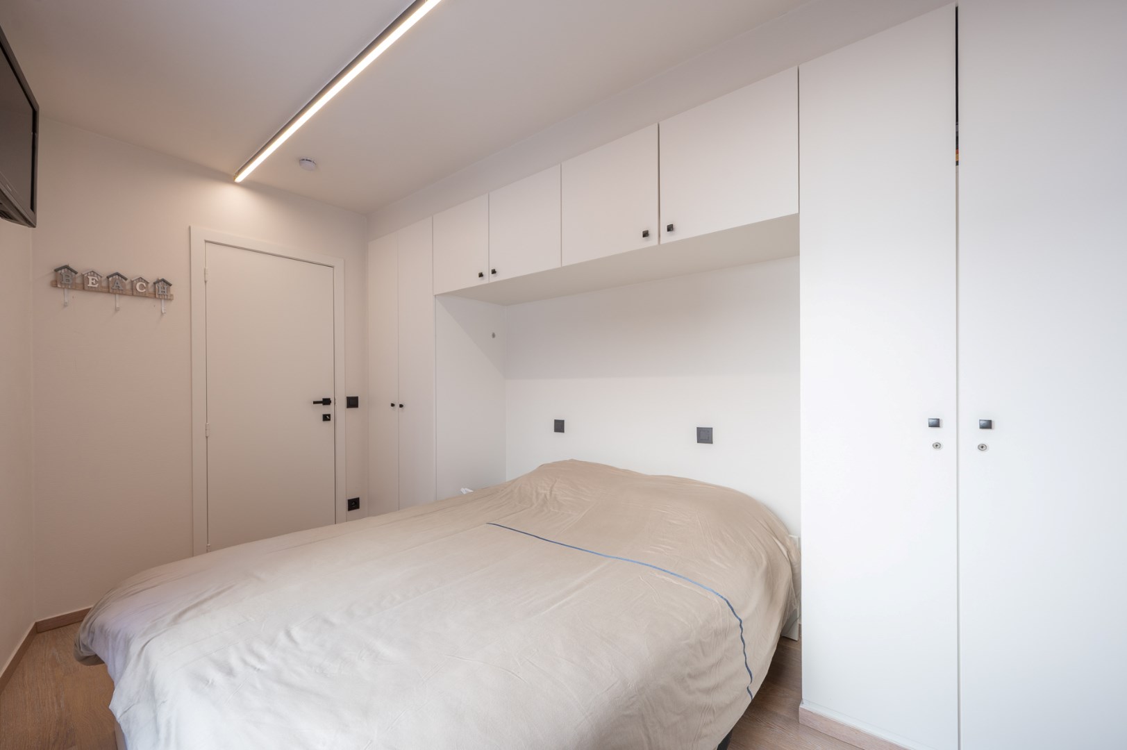 Instapklaar appartement met 2 slaapkamers en zonneterras 
