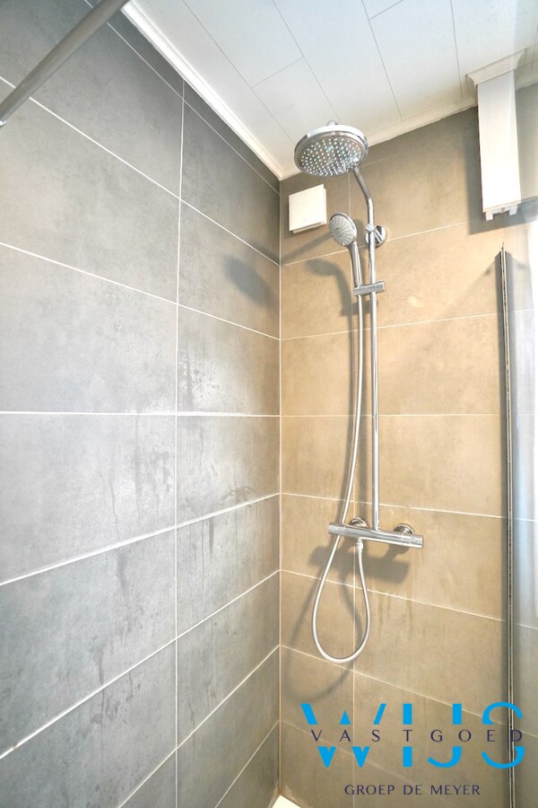 Bungalow met 2 slaapkamers op TOPlocatie ! 