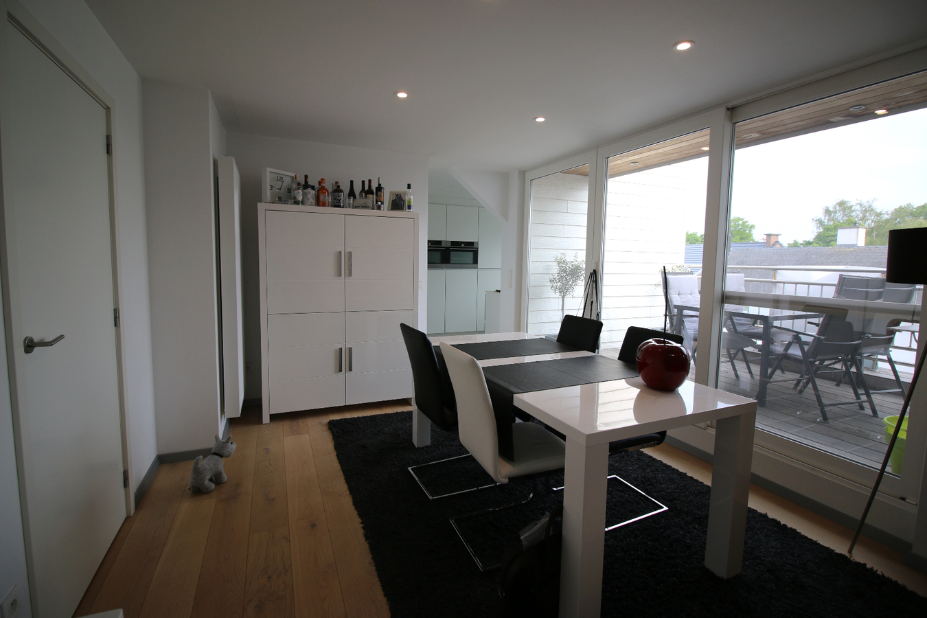 Recent appartement in centrum Zomergem! 