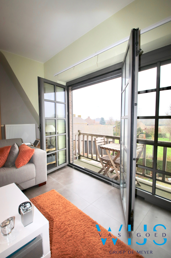 Instapklaar &#233;&#233;nslaapkamer appartement MET staanplaats te Evergem/Rieme ! 