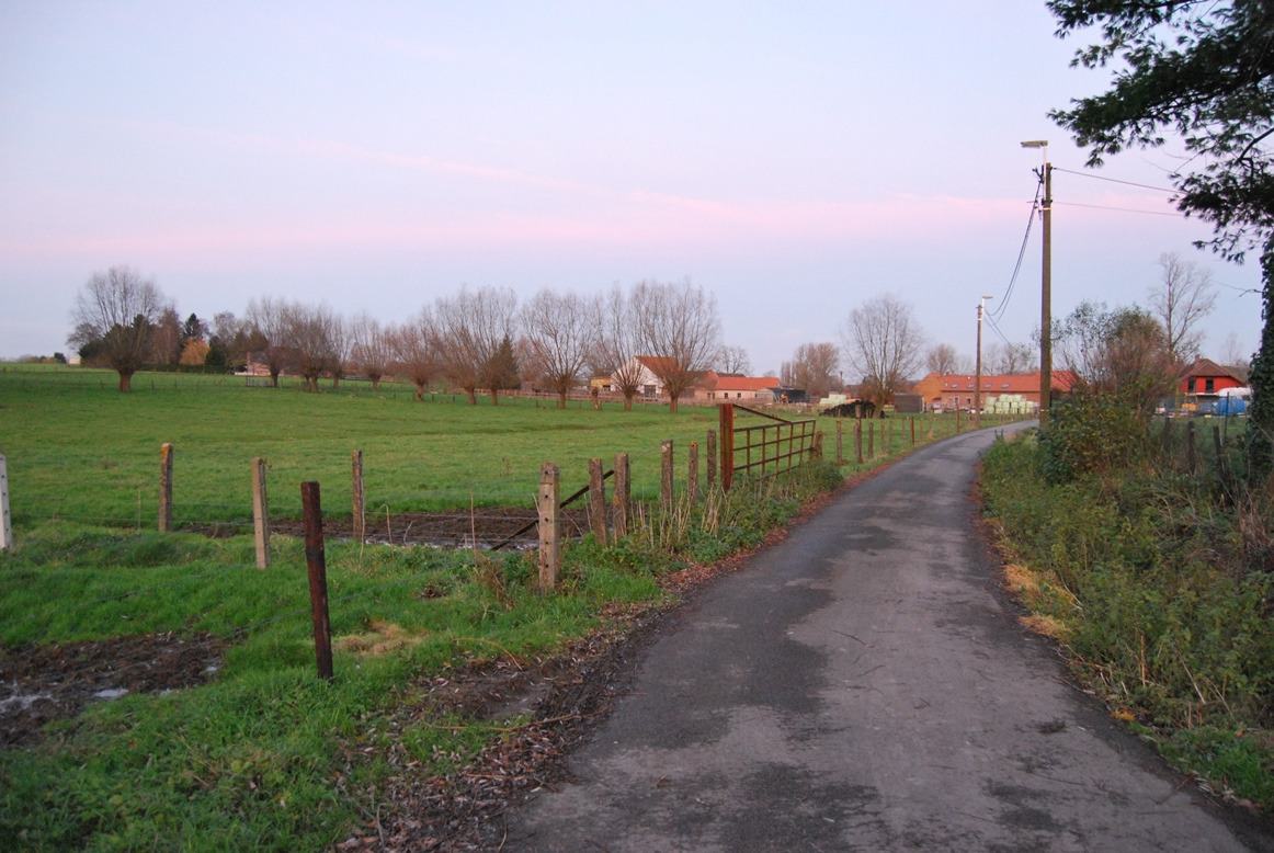 Te renoveren hoeve op ca. 1,4 ha op prachtige locatie te Geraardsbergen 