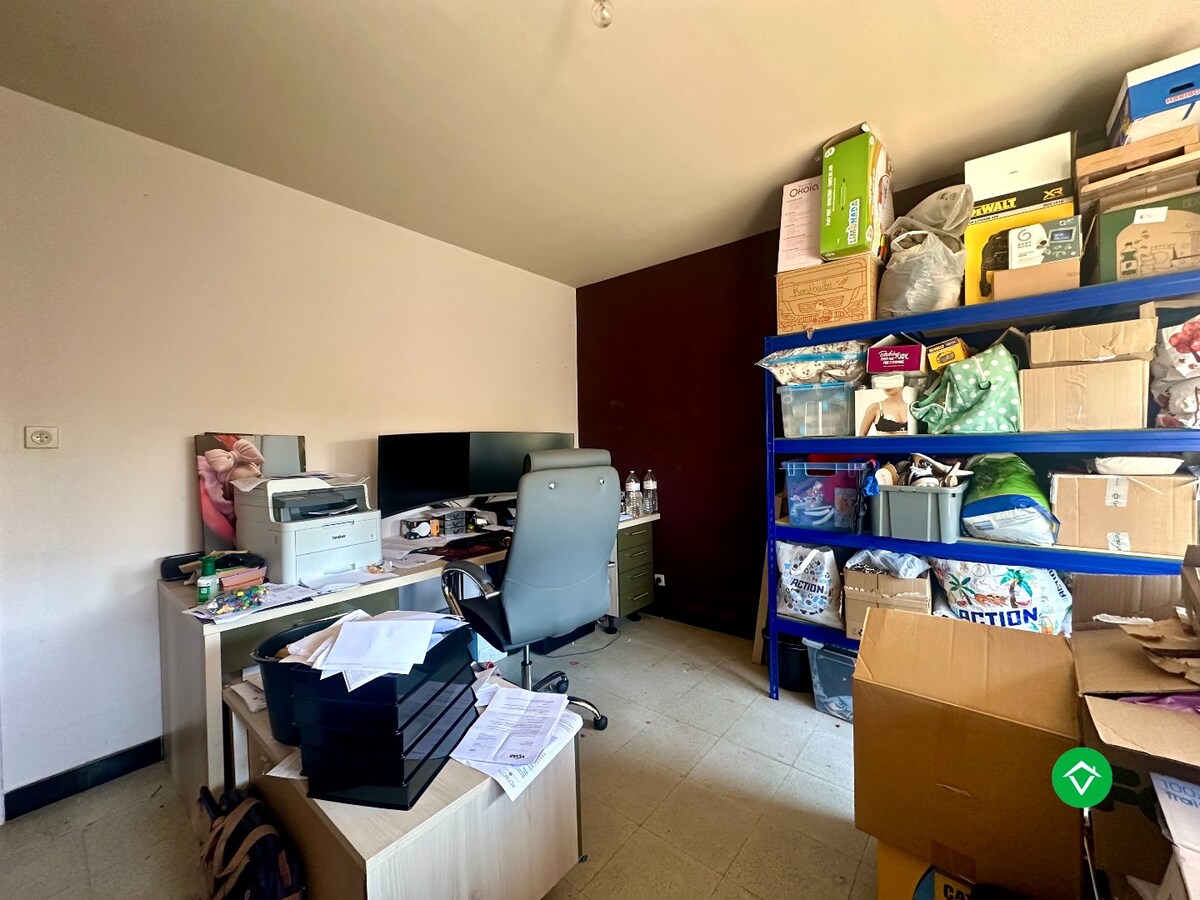 Ruime gezinswoning op perceel van 1126 m&#178;  - tal van mogelijkheden! 