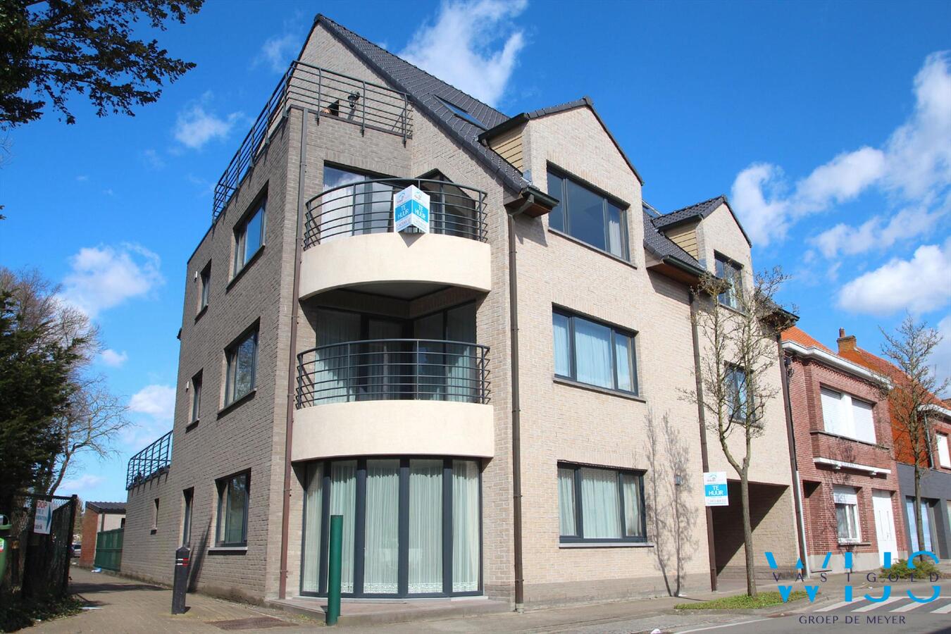 Prachtig lichtrijk 3 slaapkamerappartement van 115m&#178; te ERTVELDE 