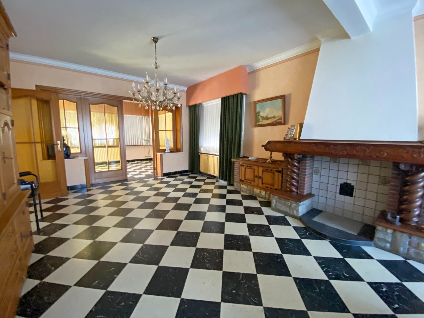 Vrijstaande woning op een perceel van 11 are 55 ca te Geel. 