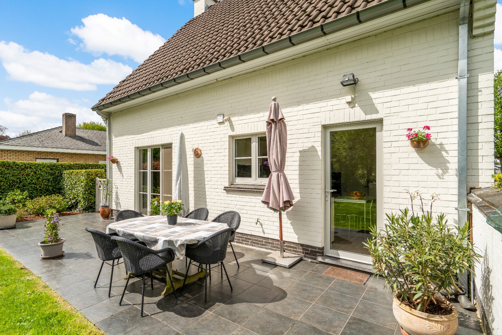 Villa te koop in Sint-Denijs-Westrem