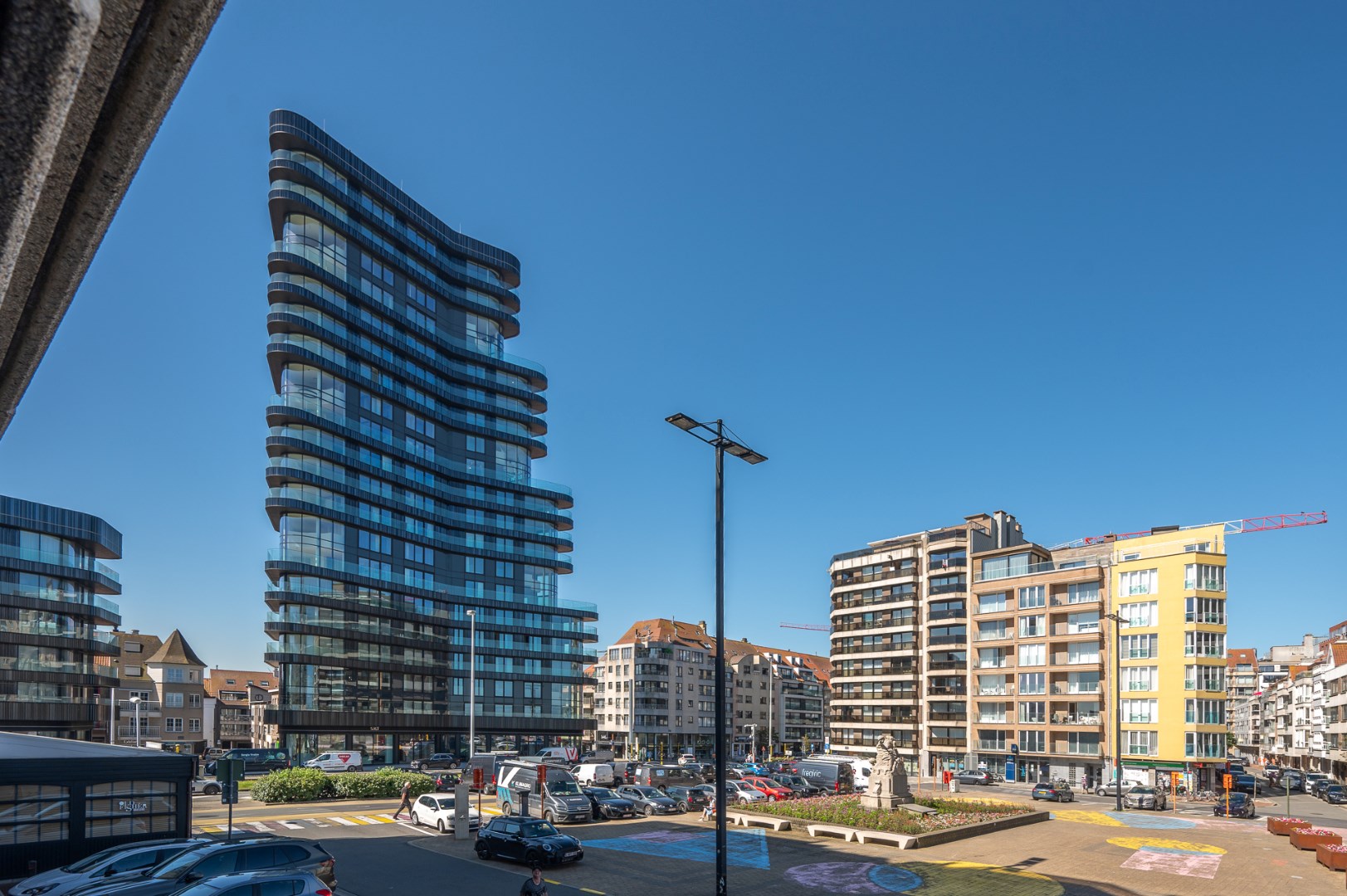 Gerenoveerd appartement met 1 slaapkamer en slaaphoek 