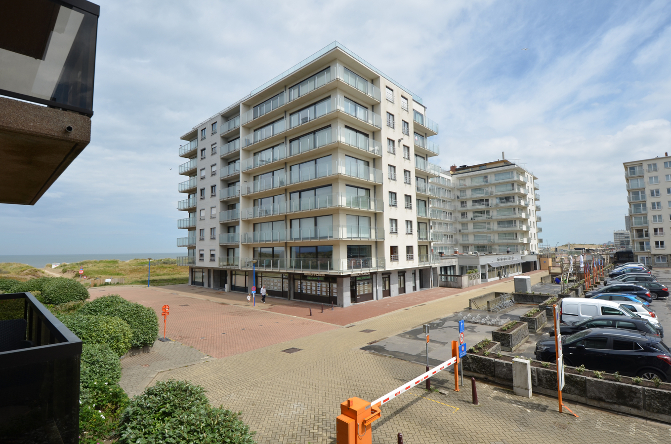 Appartement met uitstekende ligging en lateraal zeezicht! 