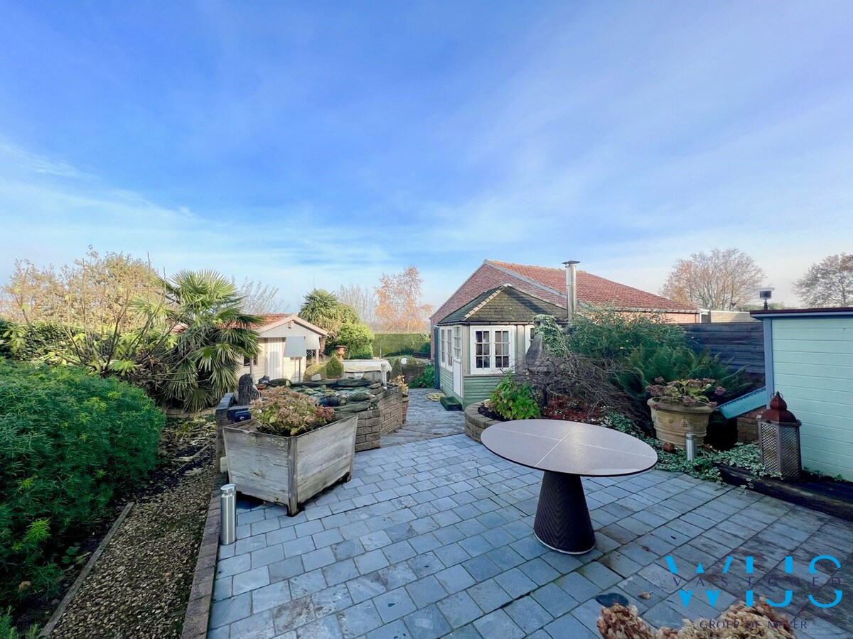 Zeer ruim woonhuis op TOPlocatie ! 