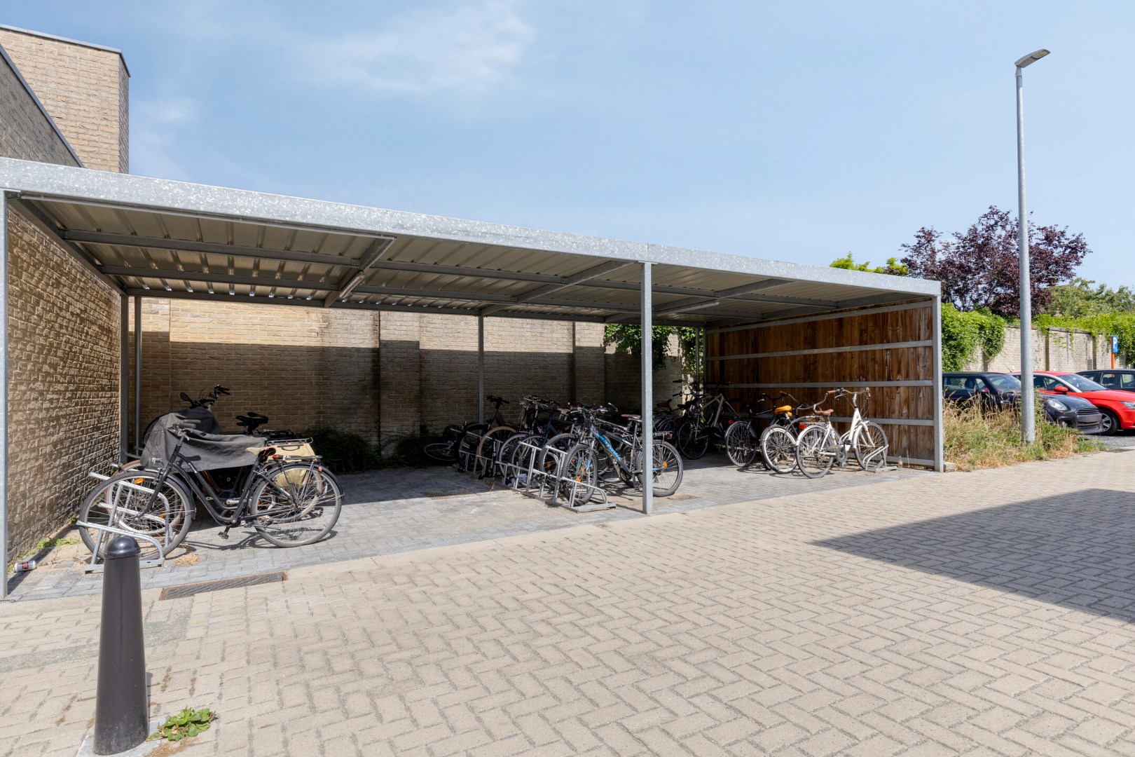 Recent gelijkvloers appartement met tuin in Berlaar 