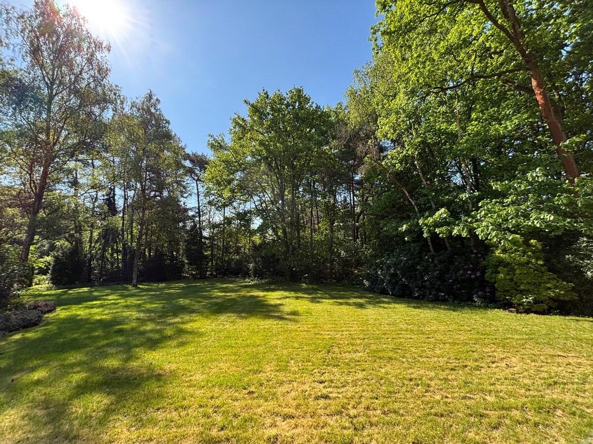 Villa &quot;Lentestemmen&quot; op een perceel van 4.491 m&#178; te Schilde 