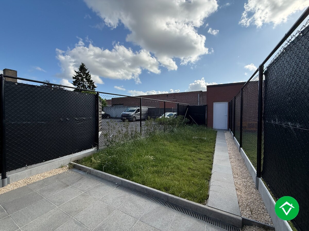 Instapklare nieuwbouwwoning met 3 slaapkamers en garage te Bissegem 