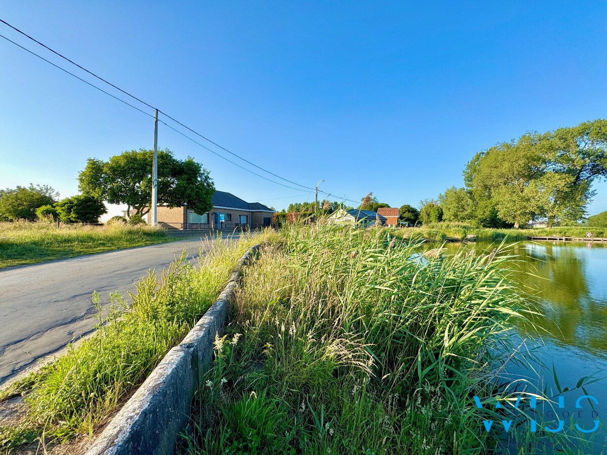 Te renoveren bungalow in ultra rustige omgeving! 