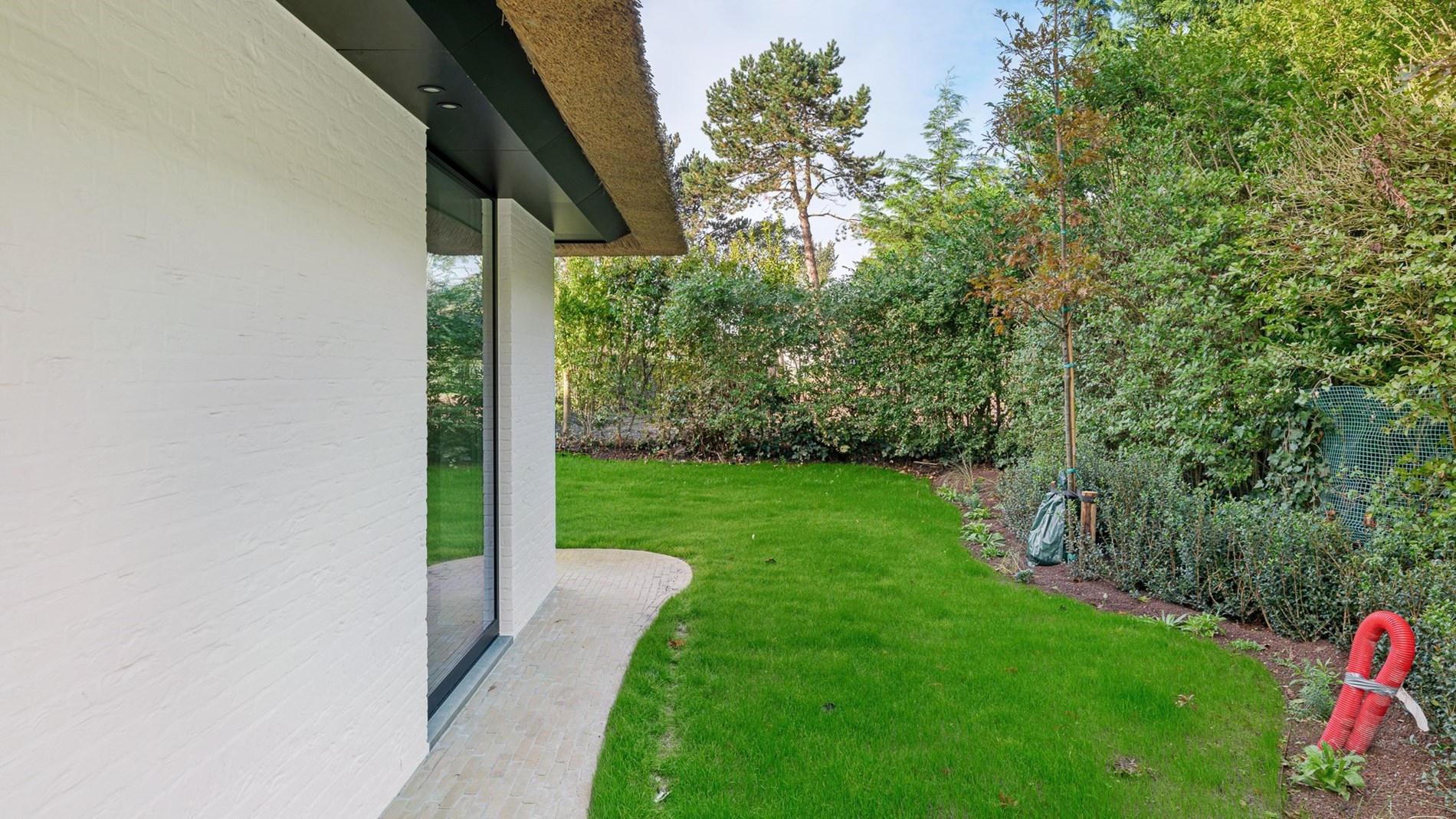 Impressionnante villa neuve au cœur du Zoute, &#224; quelques pas du golf de Knokke. 