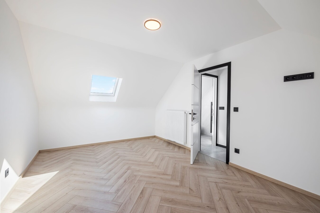 Energiezuinig en gerenoveerd duplex-appartement te Hamme 