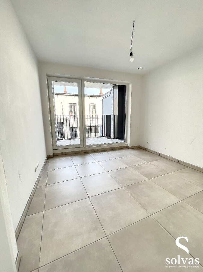 Nieuwbouw appartement met 2 slaapkamers in hartje Aalter aan de markt. 