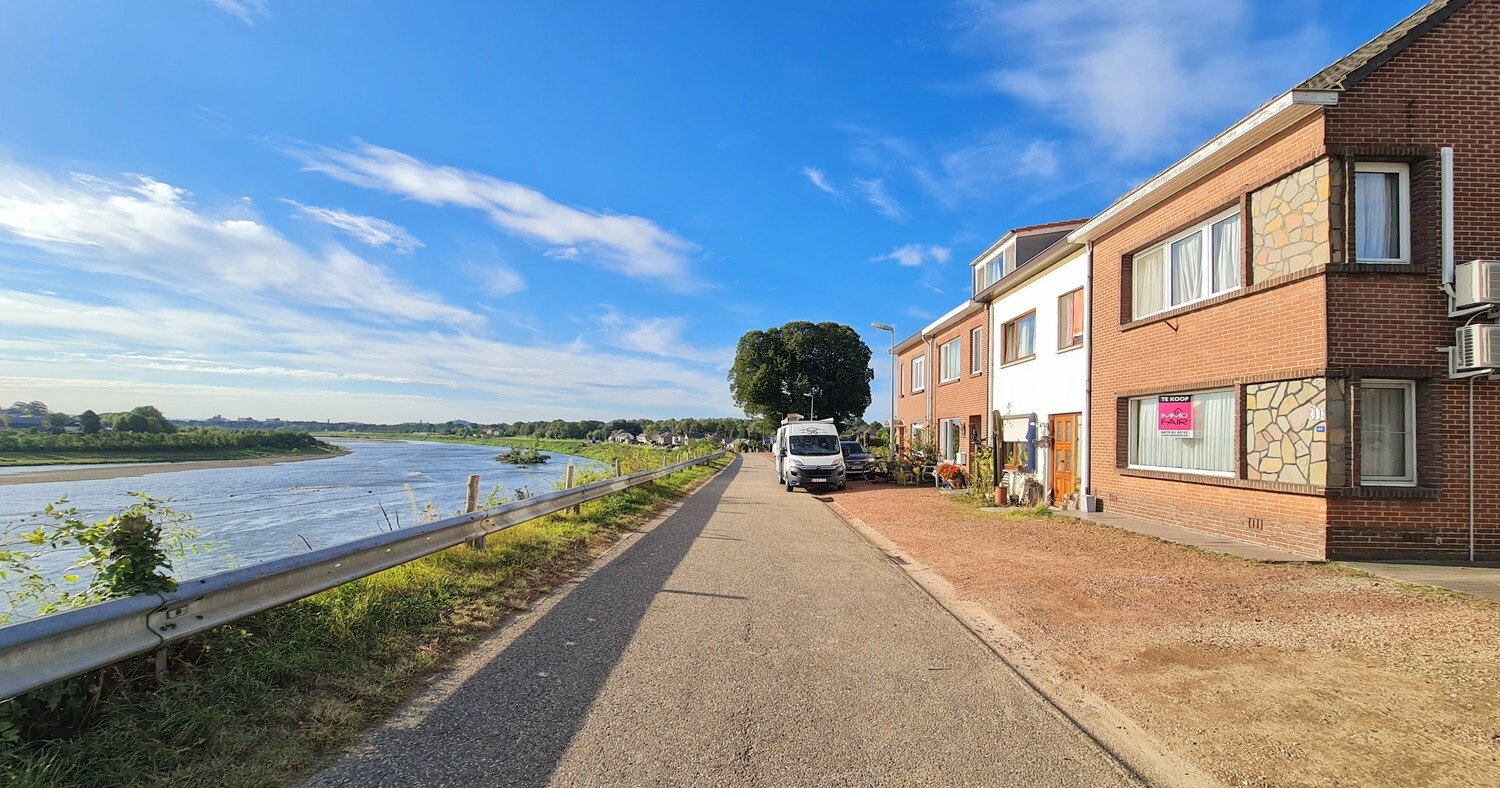 Opknapper met indrukwekkend uitzicht op de Maas 