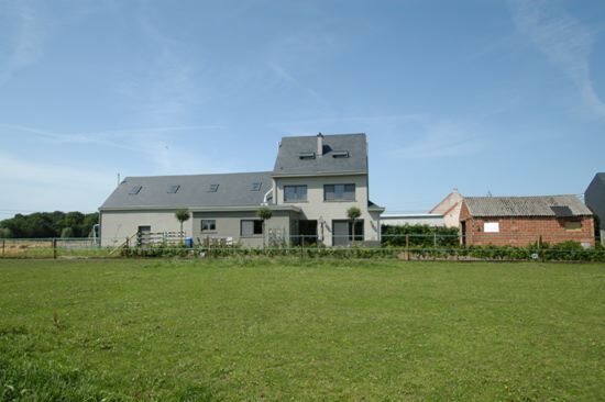 Farm sold in Onze-Lieve-Vrouw-Waver