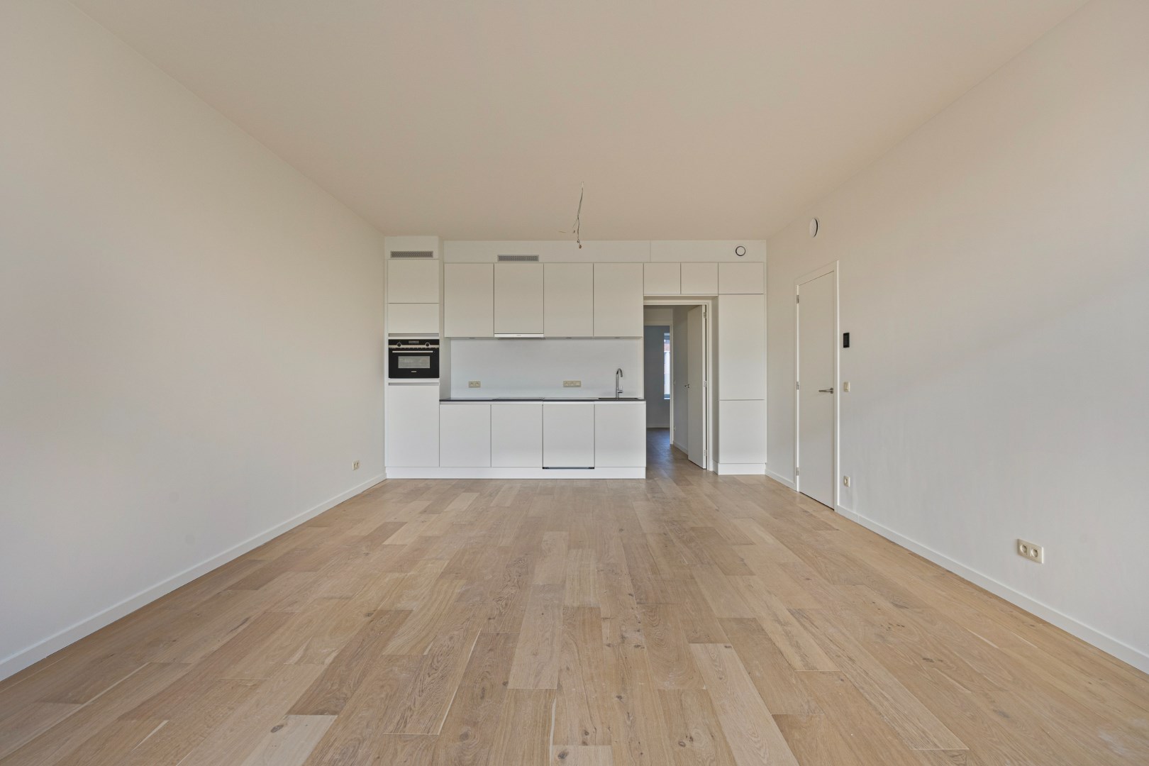 Nieuwbouwappartement met 2 slaapkamers, ruim terras en autostaanplaats - EPC  A - bewoonbare opp. 99 m&#178; 