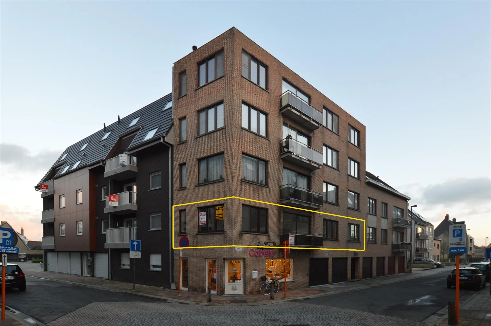 Instapklaar appartement recent gerenoveerd te Bredene vlakbij winkels, centrum en zee!