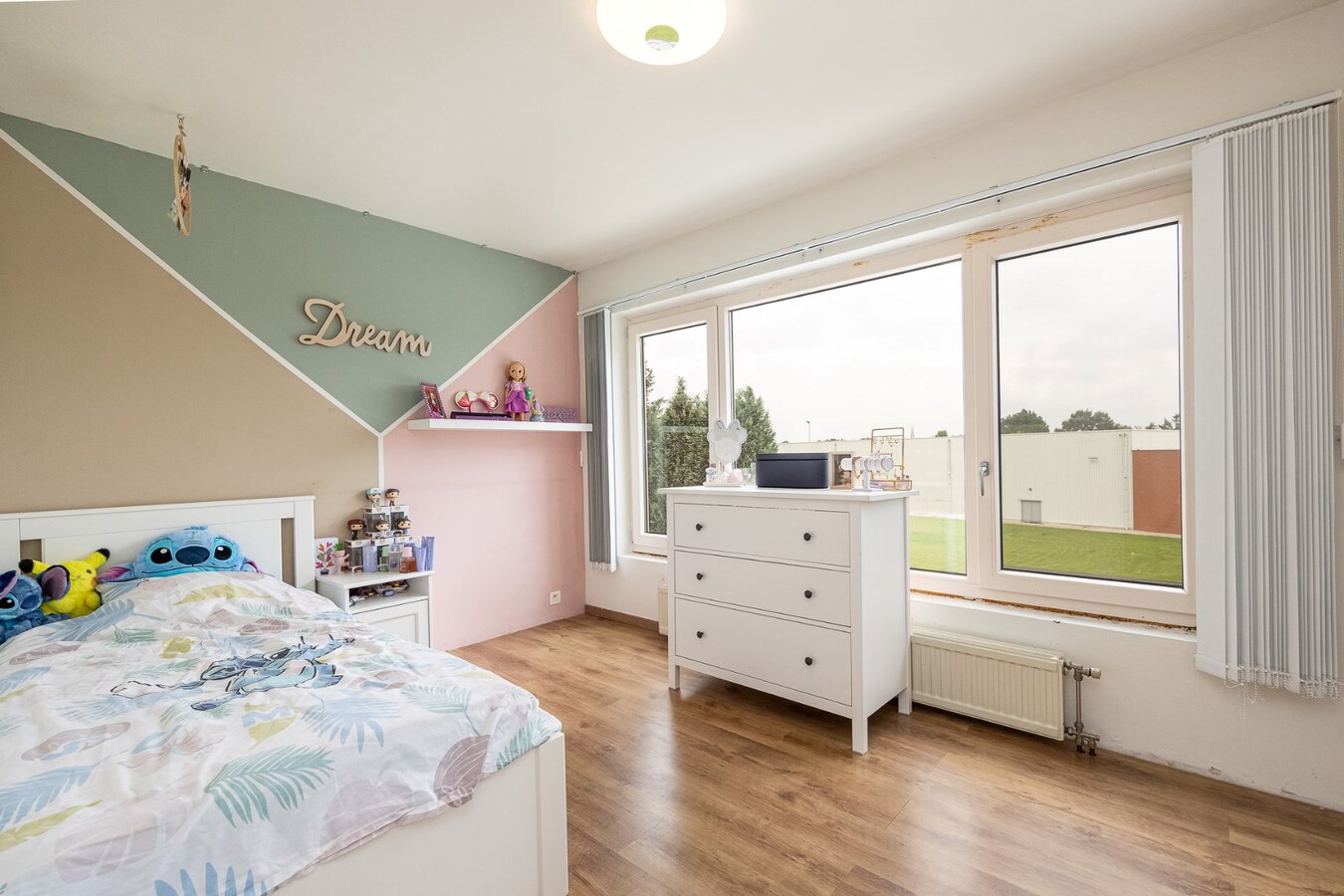 Prachtige woning 243 m&#178; met 4 slaapkamers (met mogelijkheid tot kangoeroewoning) 