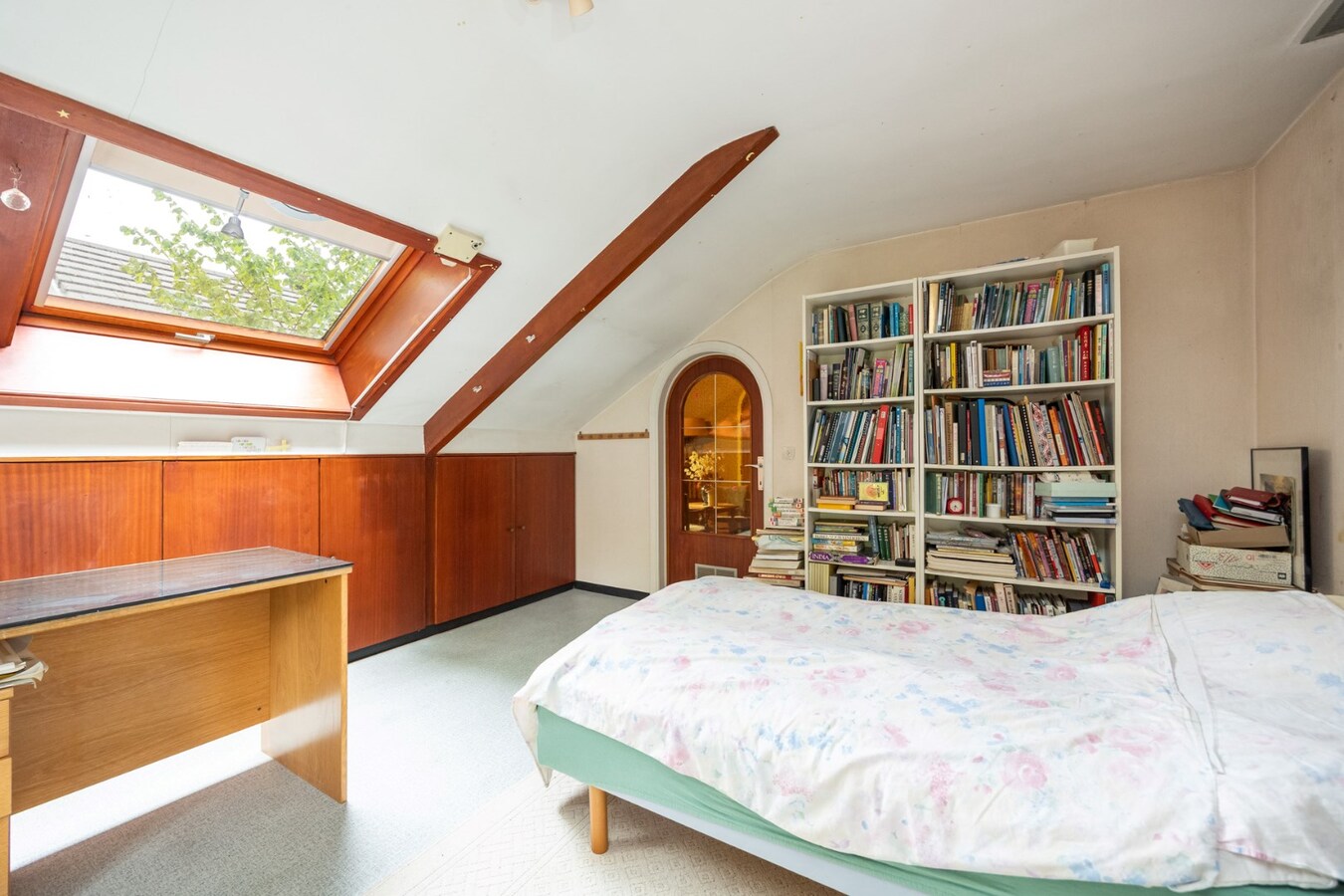 Ruime gezinswoning met 4 slaapkamers in het groene Hertebos 