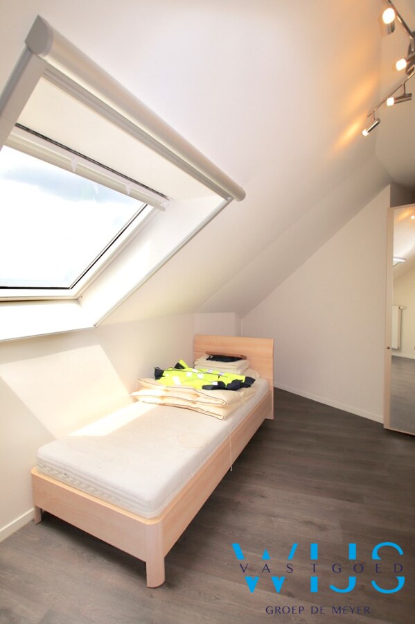 Instapklaar appartement met ruim zonneterras &amp; garage te Evergem ! 