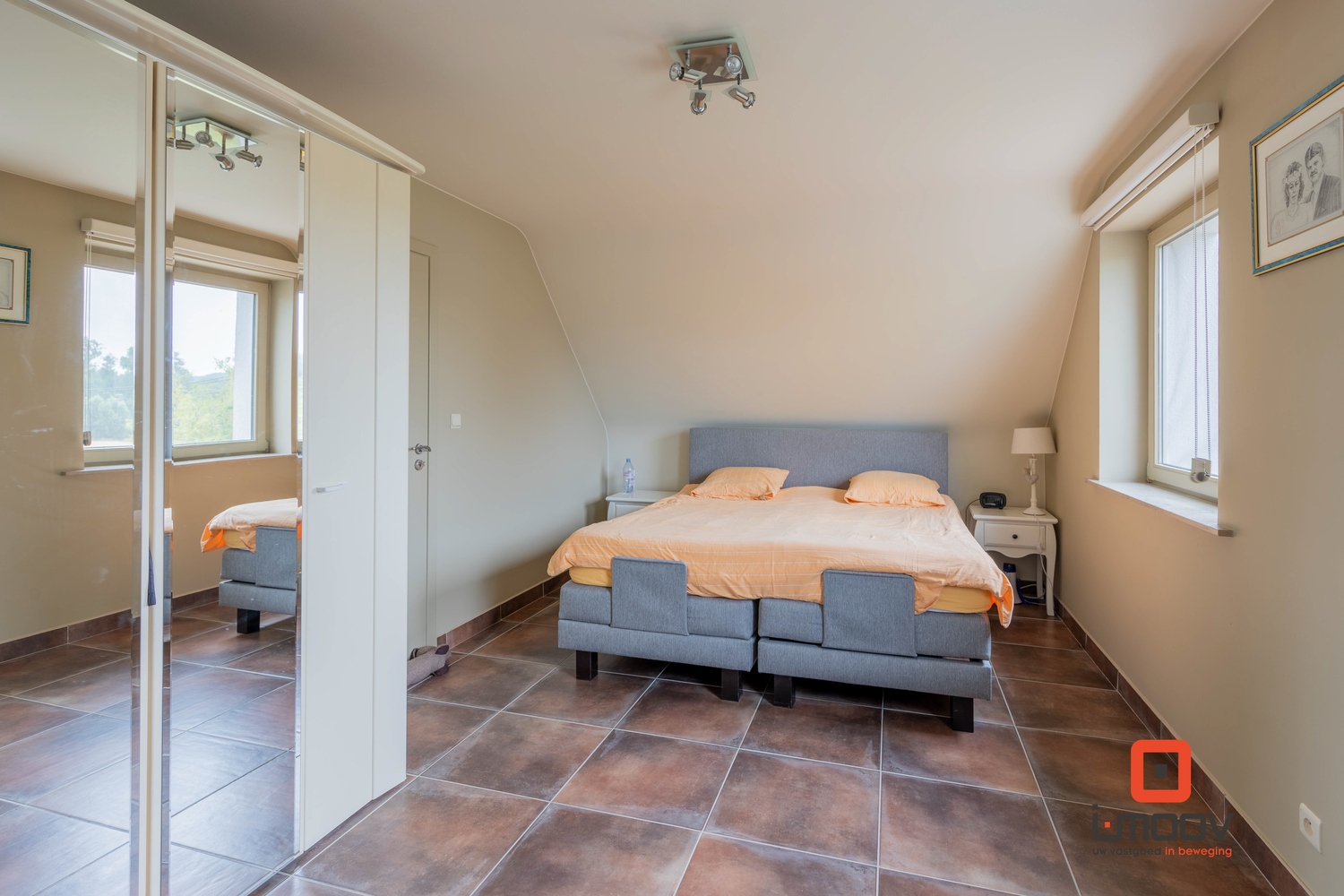 Mooie, rustig gelegen villa, op een perceel van 12a 65ca te Viane (Geraardsbergen) 