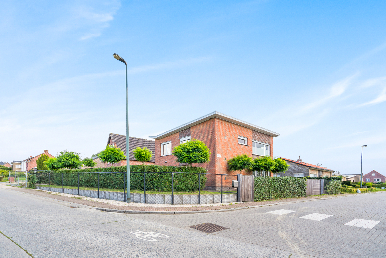 Volledig gerenoveerde woning nabij centrum Zomergem! 