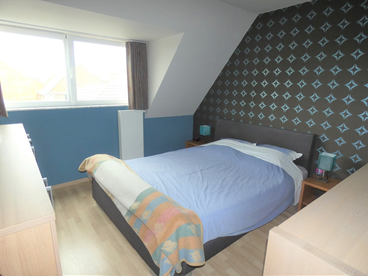Appartement (104 m&#178;) met 2 slpk, 2 terrassen en garage, Eernegem. 