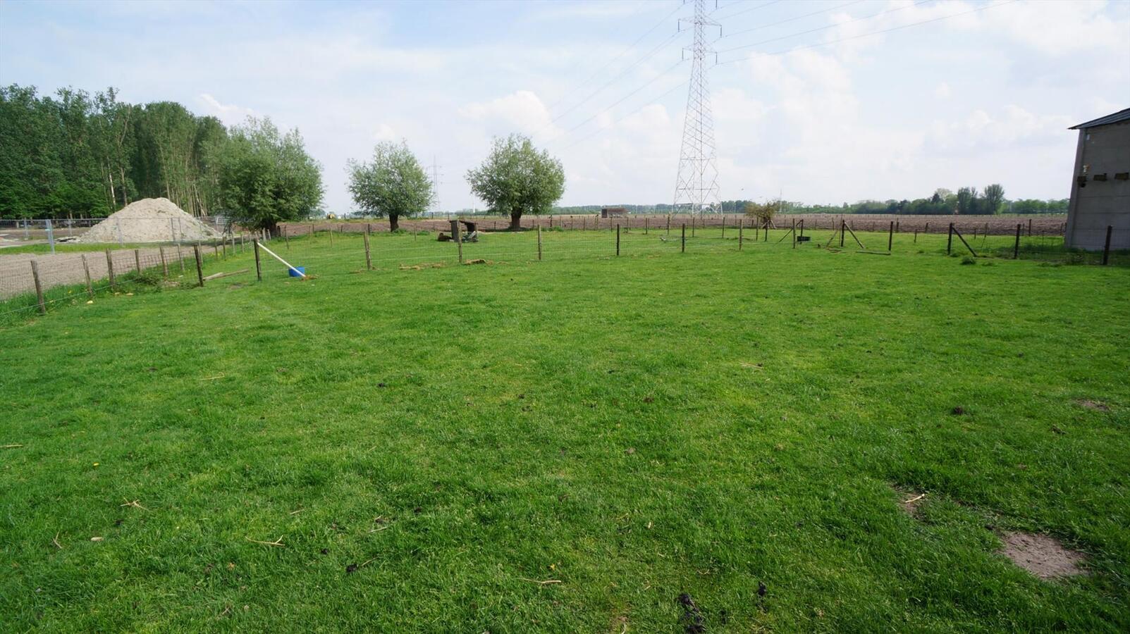 Landelijk gelegen gezinswoning op 2689m&#178;. 