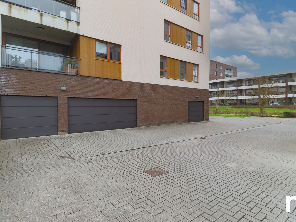 Stijlvol appartement te huur aan de Leie 