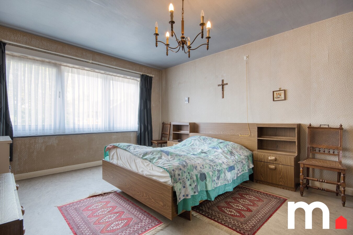 Halfopen kloeke woning met 3 slaapkamers en zonnige tuin in Heule. ! 