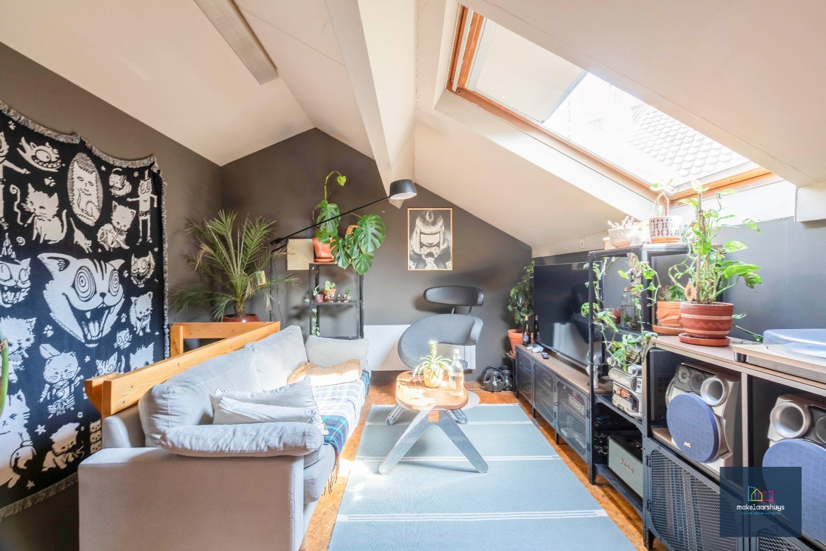 Ruime woning met tuin en dubbele garage in Gent 