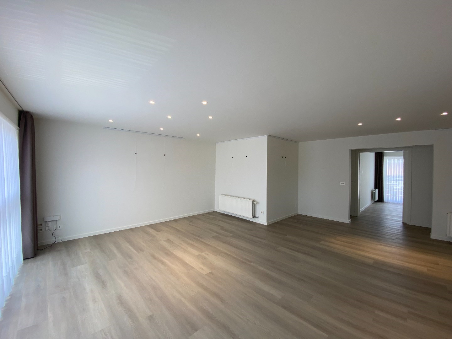 Instapklaar appartement in hartje Deerlijk! 