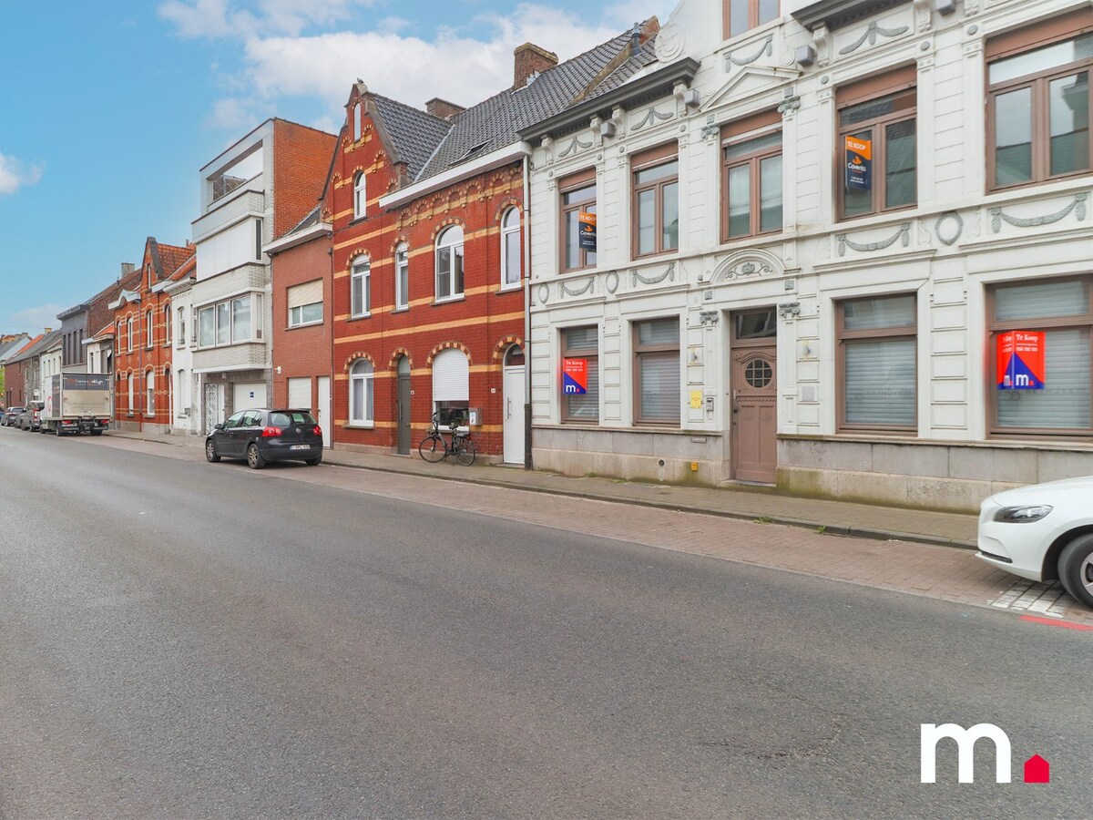 Herenwoning in hartje Roeselare te koop - voorheen sterrenrestaurant Boury 