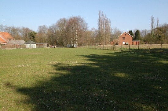 Boerderij met stallen en paddock op ca. 3.335m&#178; 