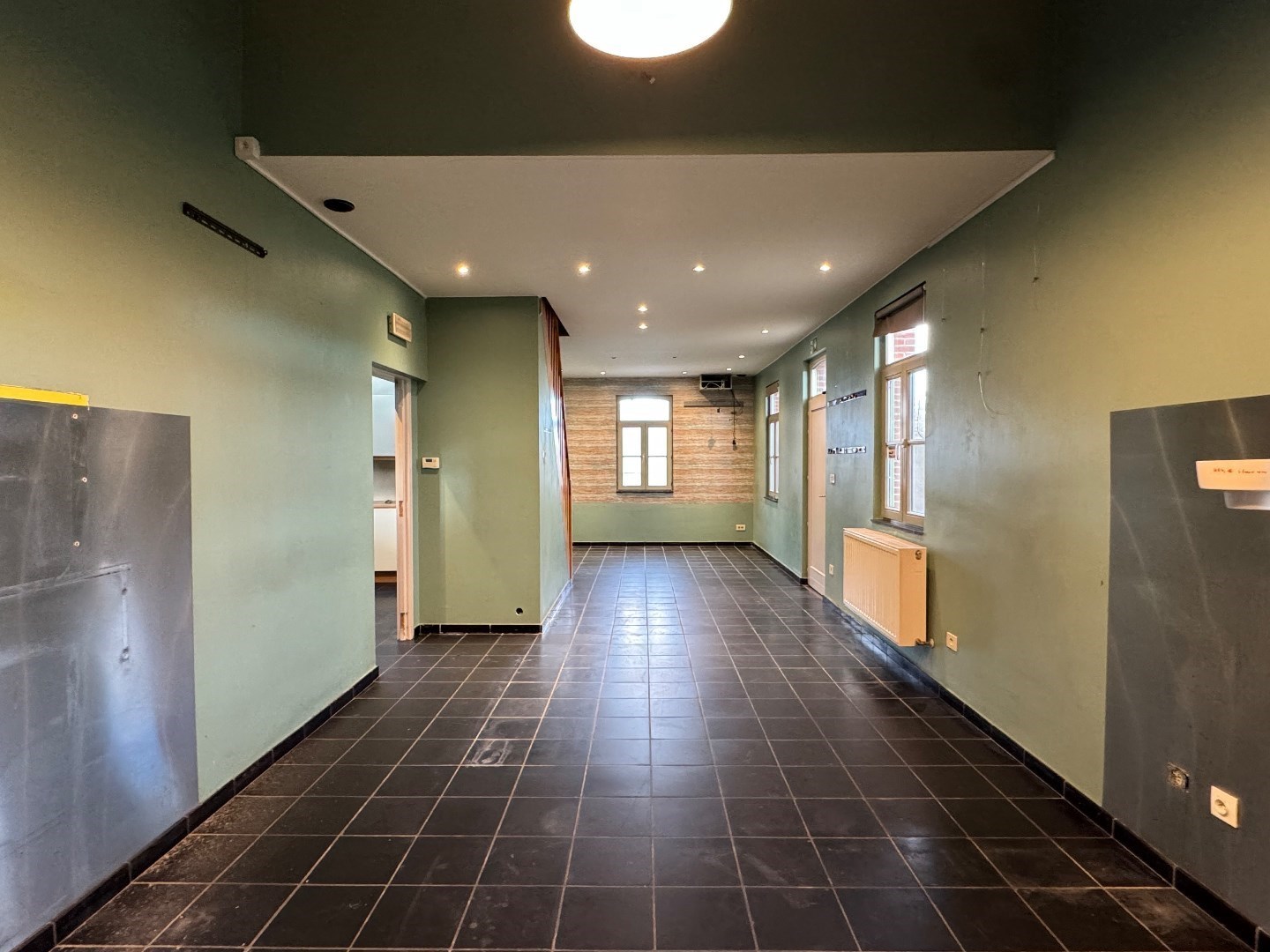 Woning op centrale ligging te Sint-Eloois-Vijve 