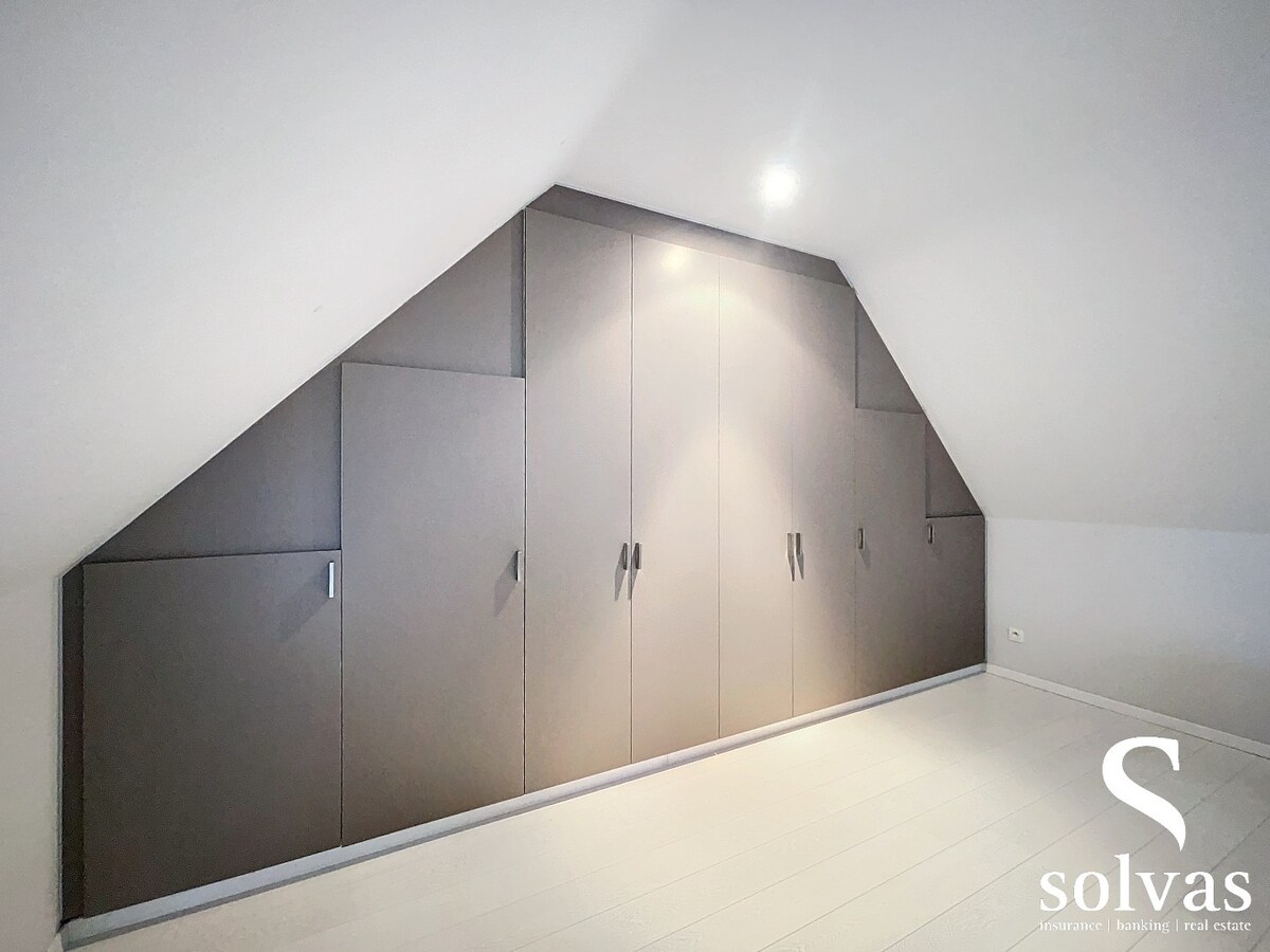 Ruim appartement in centrum Lotenhulle 