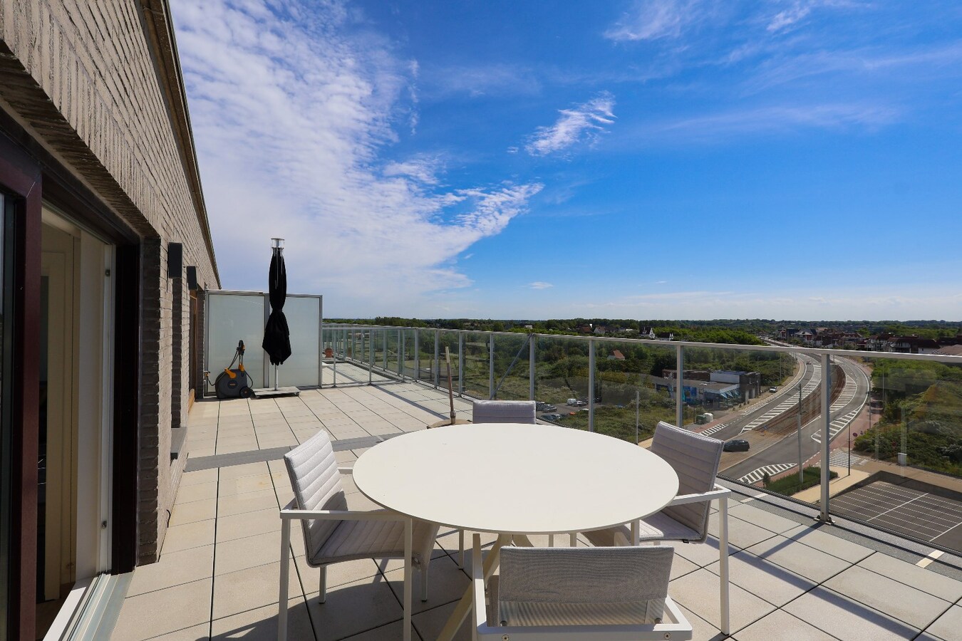 Penthouse met prachtig zonneterras en zeezicht! 