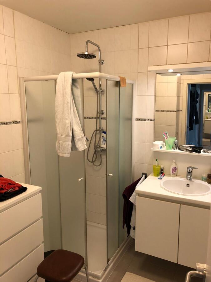 Twee-slaapkamer-appartement met garage in centrum Aalter 