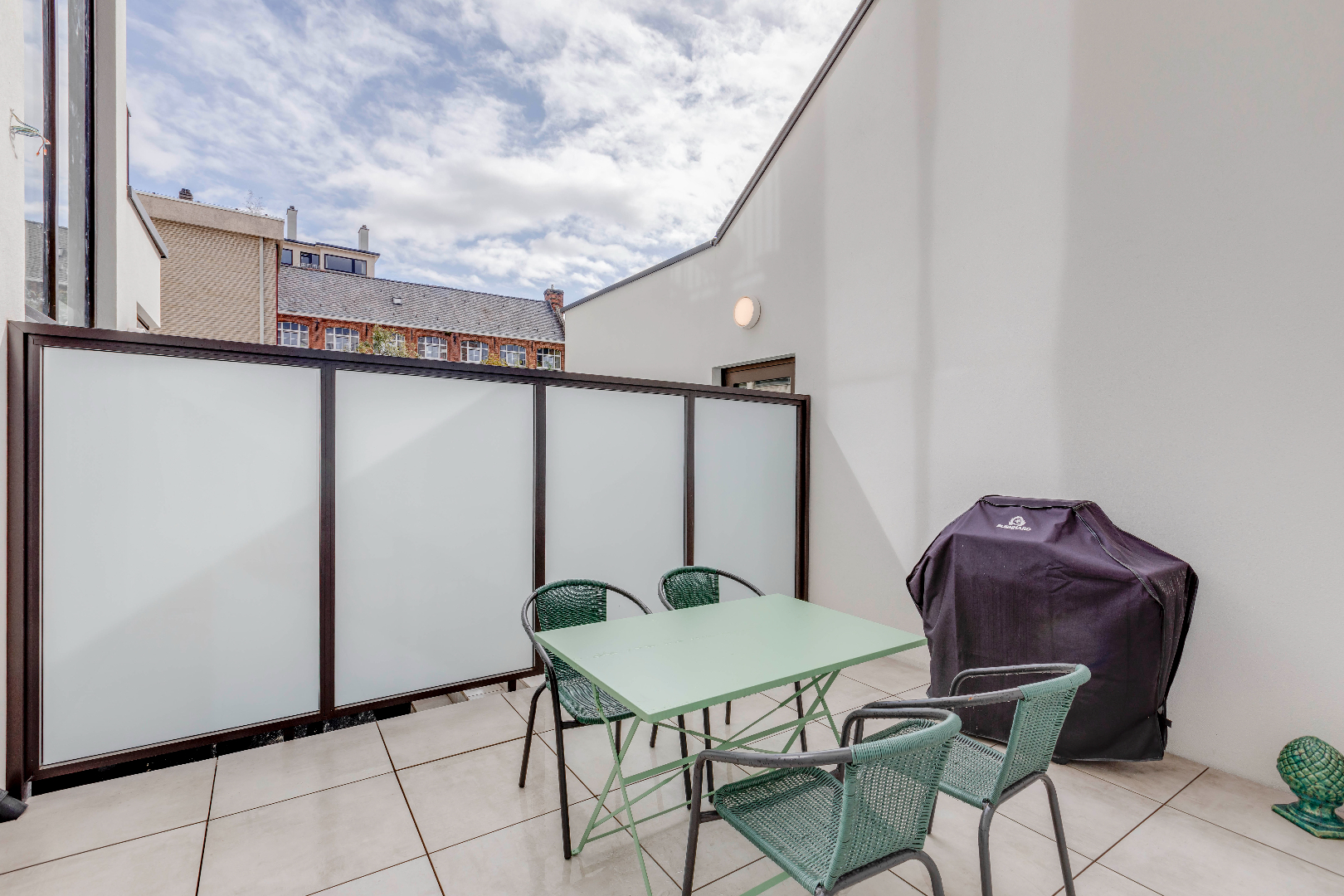 1 slpk appartement met  terrassen,  panoramisch zicht  en staanplaats 