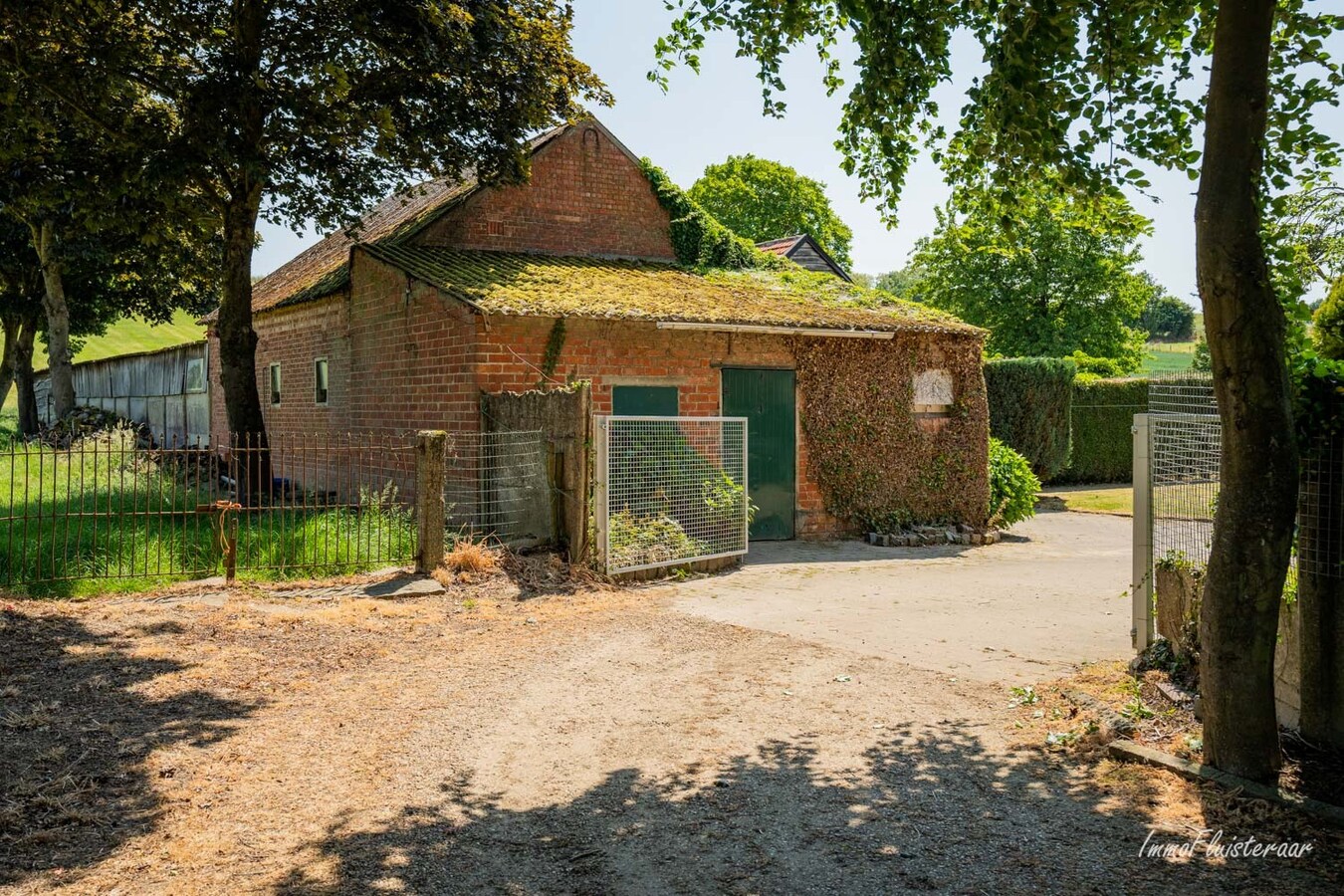 Landelijk gelegen te renoveren boerderij met bedrijfswoning op ca. 7,5ha te Tielt-Winge (Vlaams Brabant) 